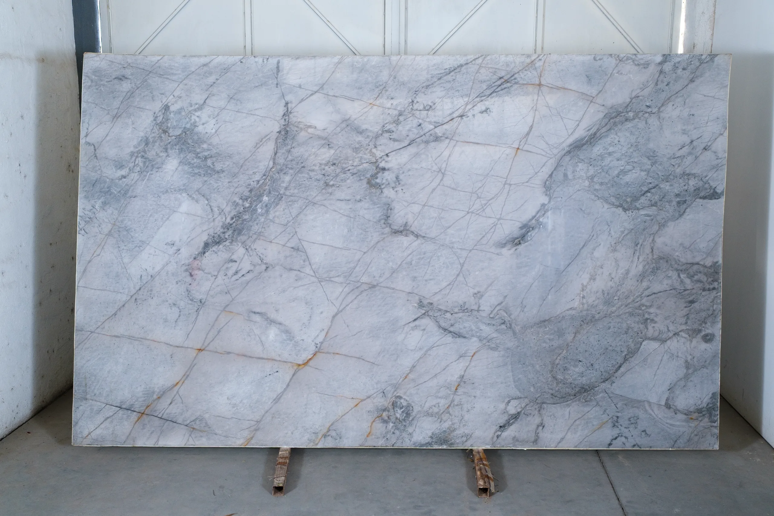Grey Sand — placa completa